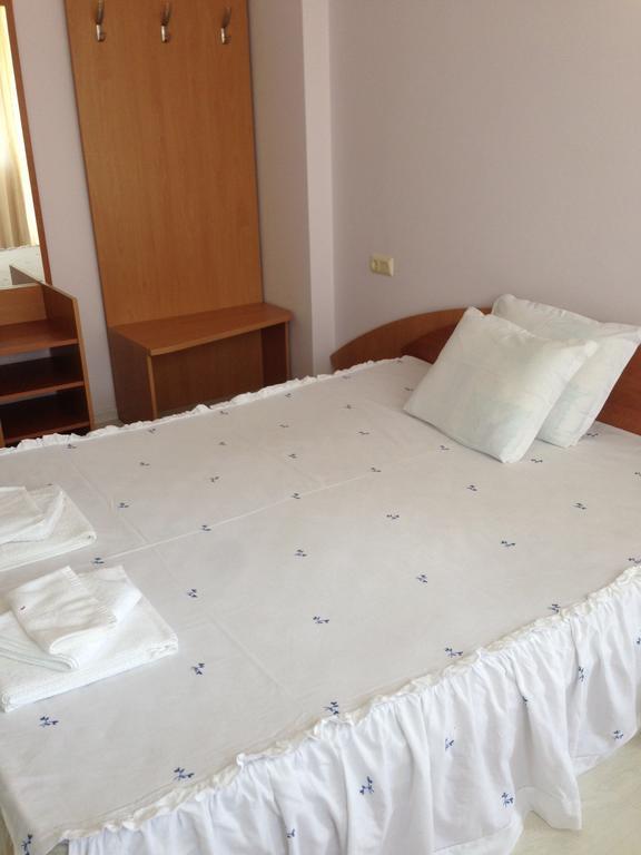 Guest House Sng Несебър Екстериор снимка
